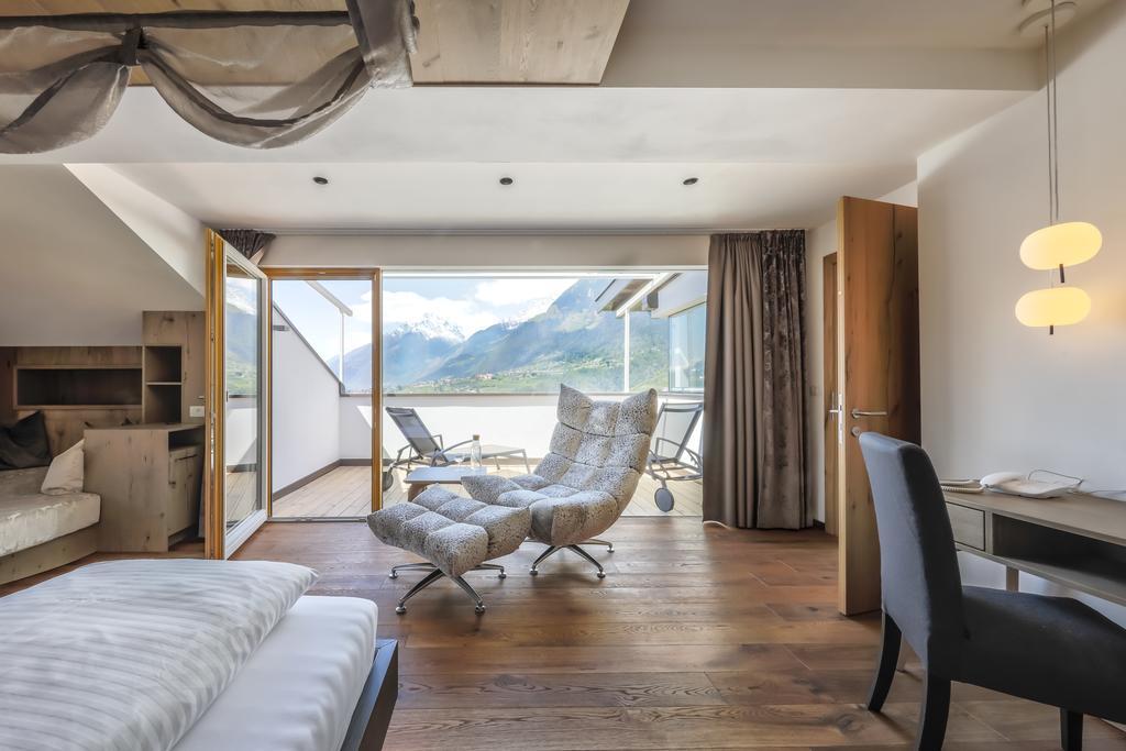 Hotel Schlosswirt Schenna Dış mekan fotoğraf