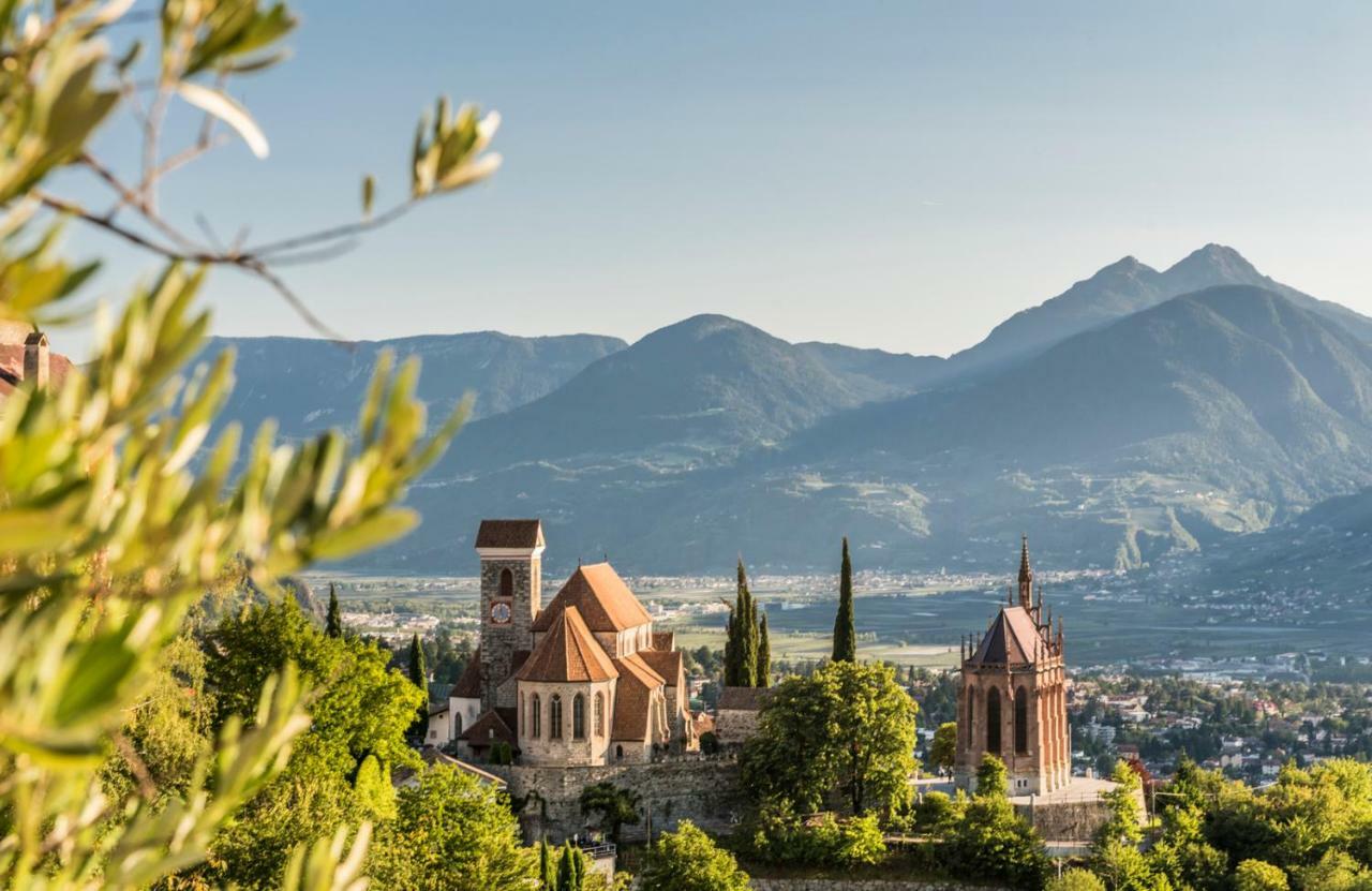 Hotel Schlosswirt Schenna Dış mekan fotoğraf